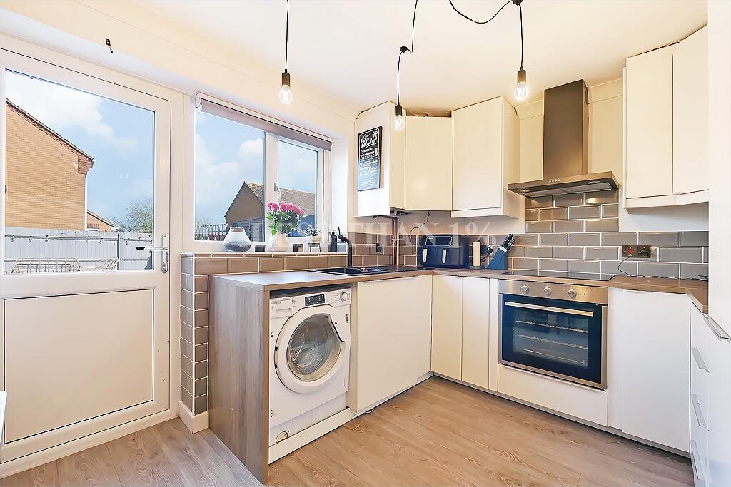House in Towcester, West Northamptonshire - View 4