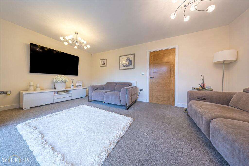 Additional image 6 of Highclere Avenue, Tamworth, Staffordshire, B79