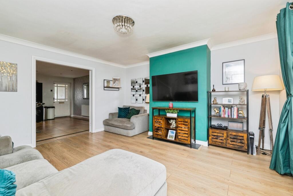 House in Houghton-le-Spring, Lambton, Woodstone Village - View 3