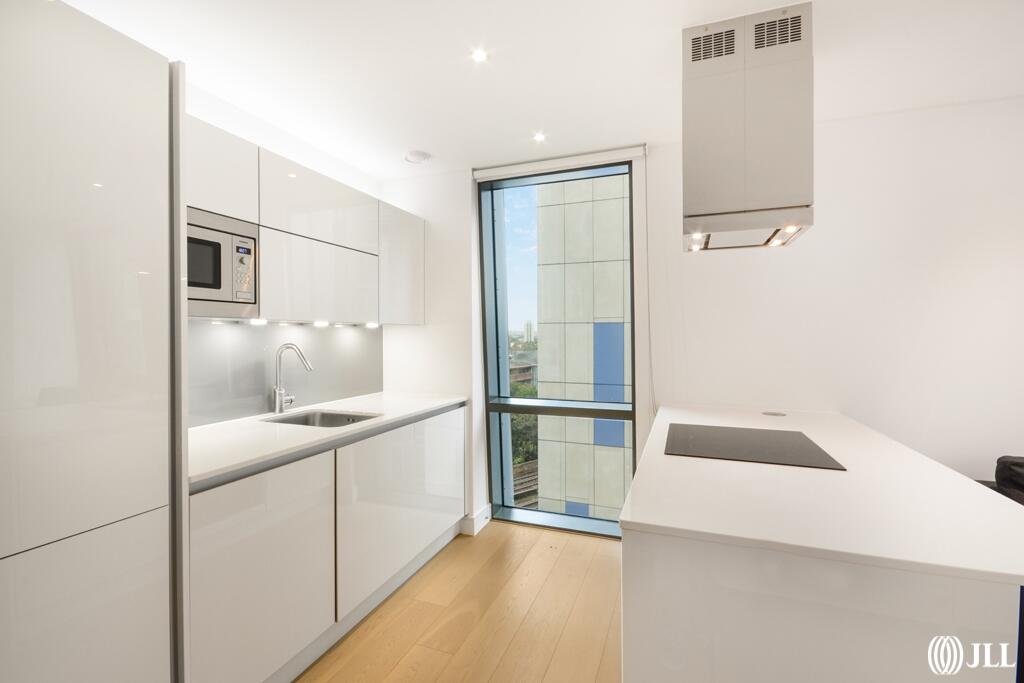 Apartment in London - View 2