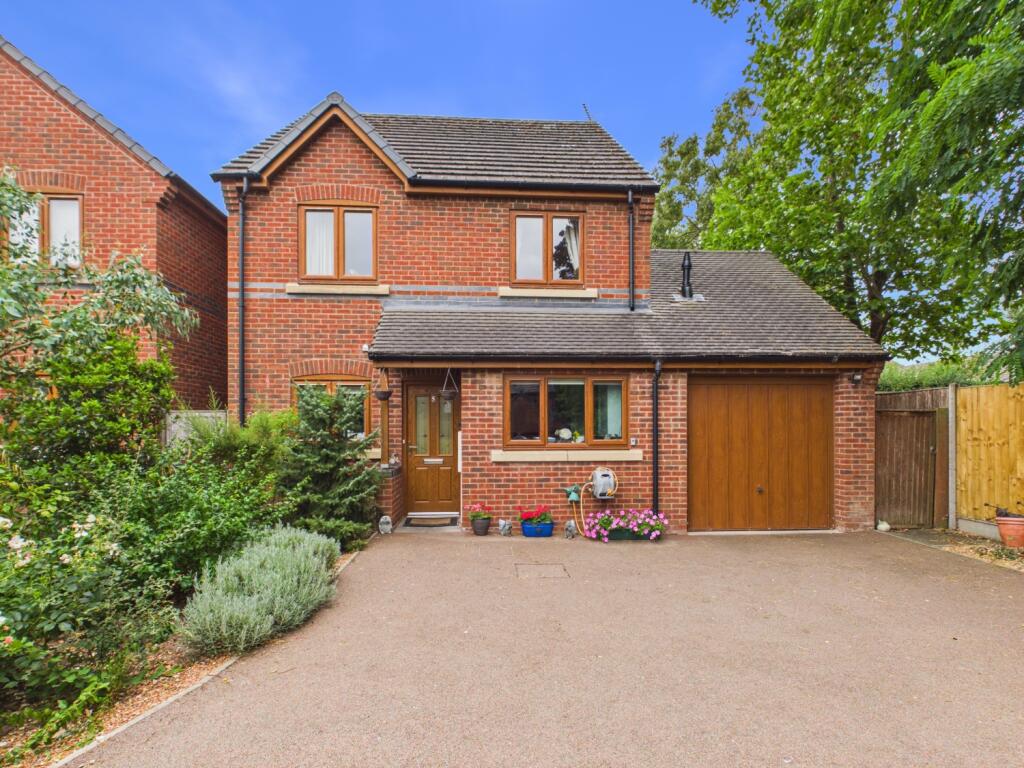 Main image of property: Sir Frank Whittle Gardens, Leamington Spa, CV32