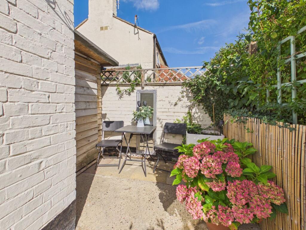 House in Peterborough - View 4