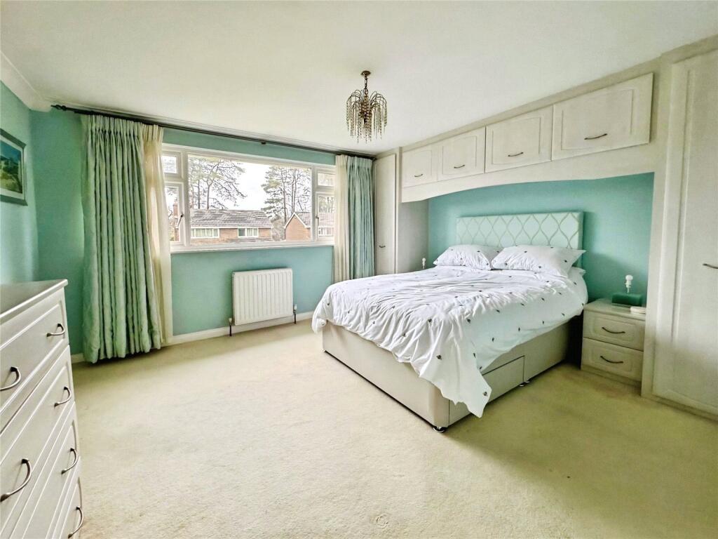 House in Guildford - View 5