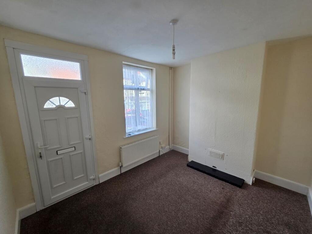 Additional image 2 of 62 Farm Road, Oldbury, West Midlands, B68 8RD