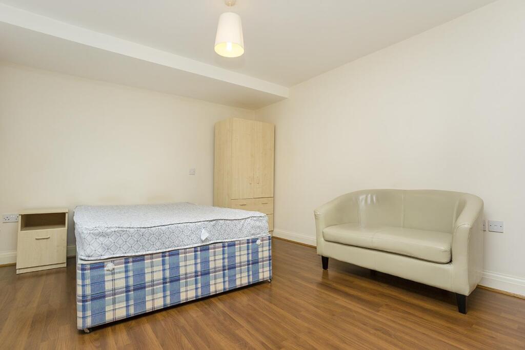 Main image of property: Lodge Road, Hendon, London, NW4