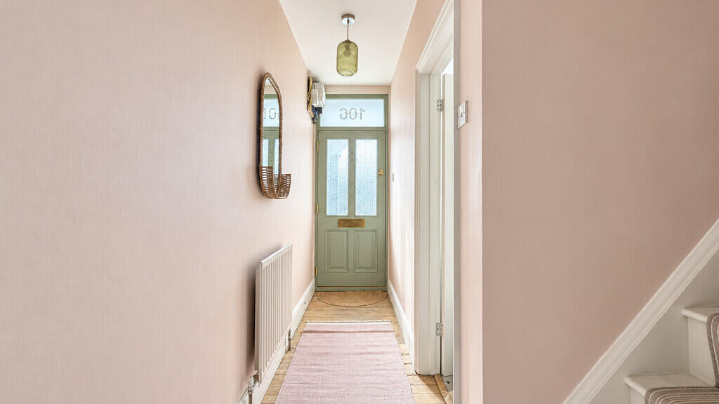House in Guildford - View 5