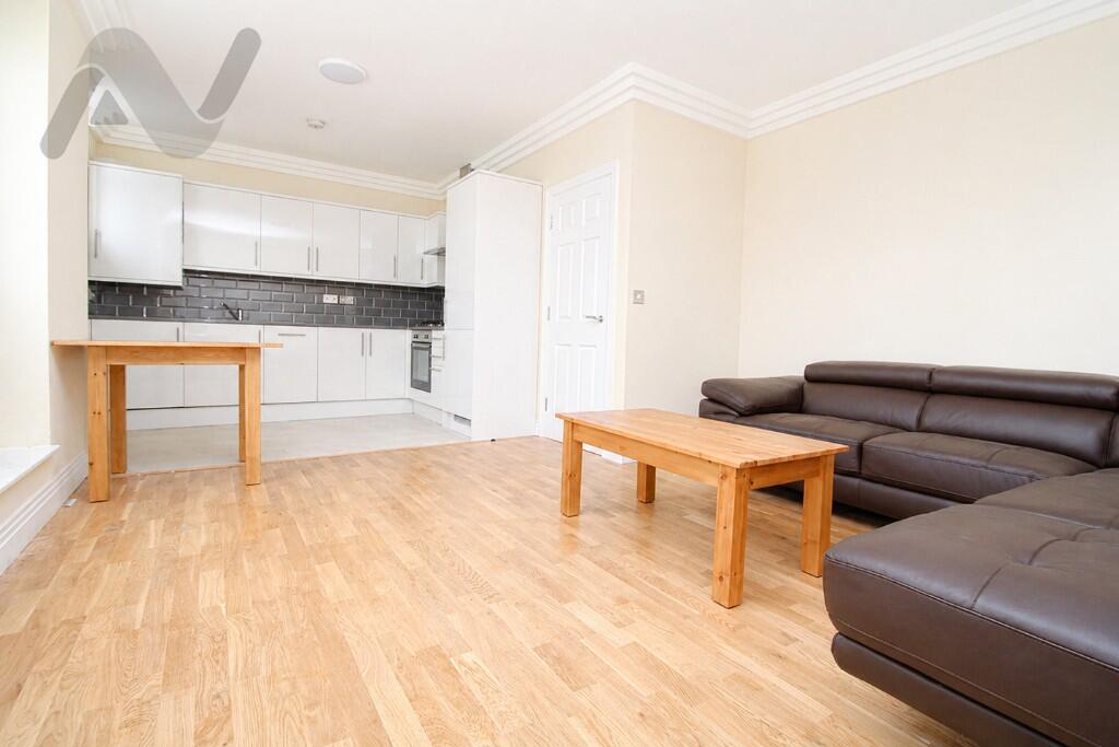 Main image of property: Isledon Road, Finsbury Park, London, N7 7JR