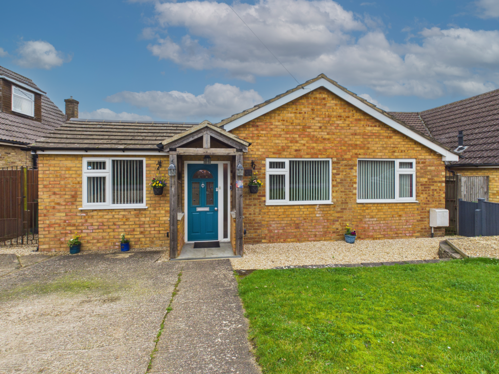 Main image of property: Hogg Lane, Holmer Green, High Wycombe, Buckinghamshire, HP15 6PZ