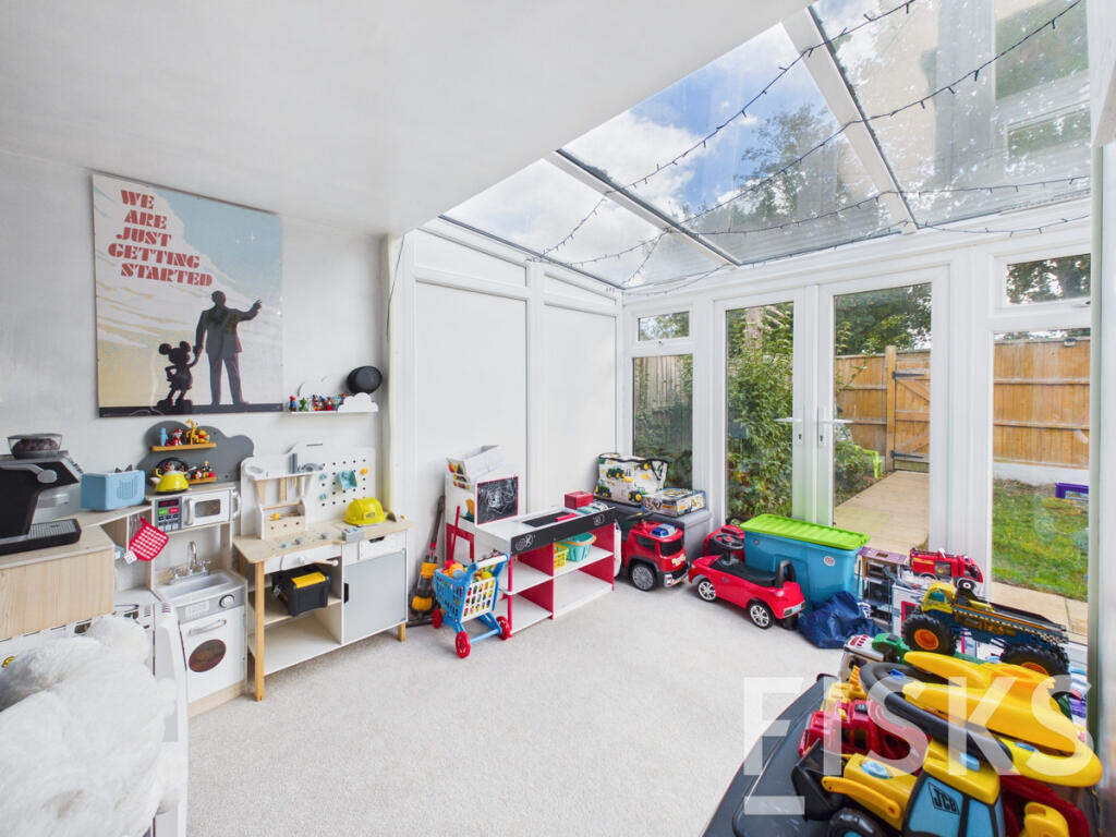 House in Basildon, Vange - View 4