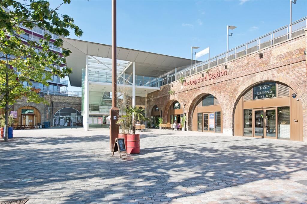 Apartment in London - View 4