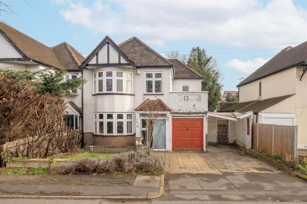 Main image of property: Hampton Court Way, Thames Ditton