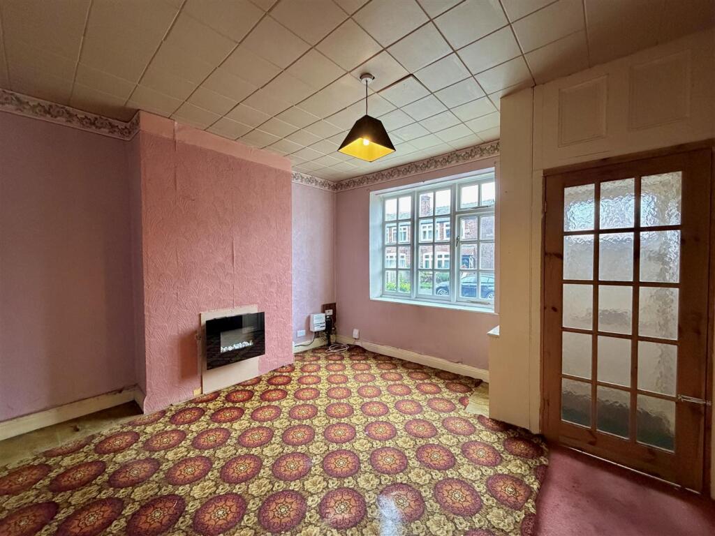 Place Road, Broadheath, Altrincham photo 2