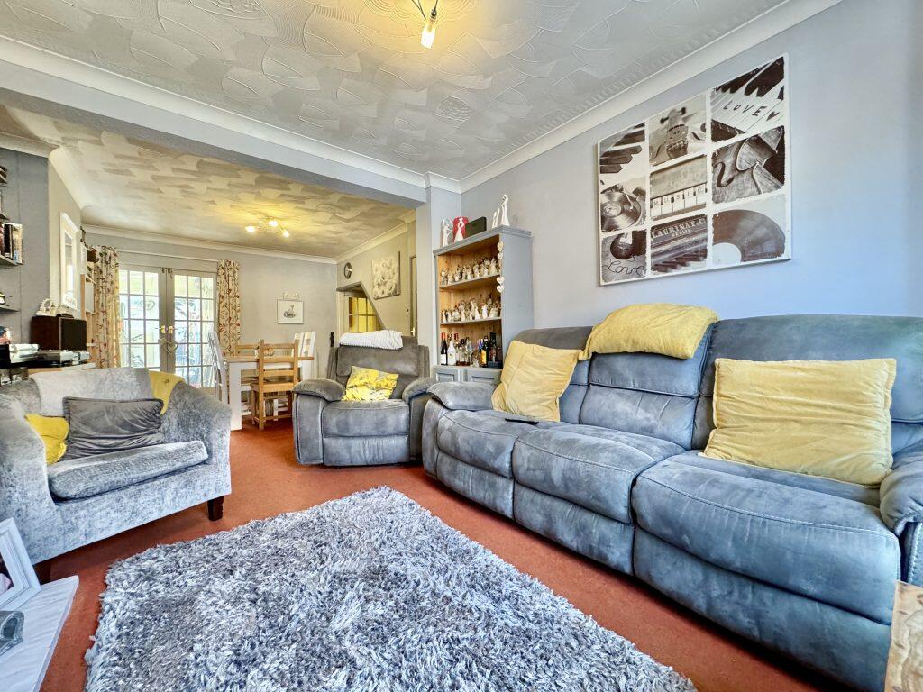 Cromwell Road, Yeovil, Somerset, BA21 photo 4