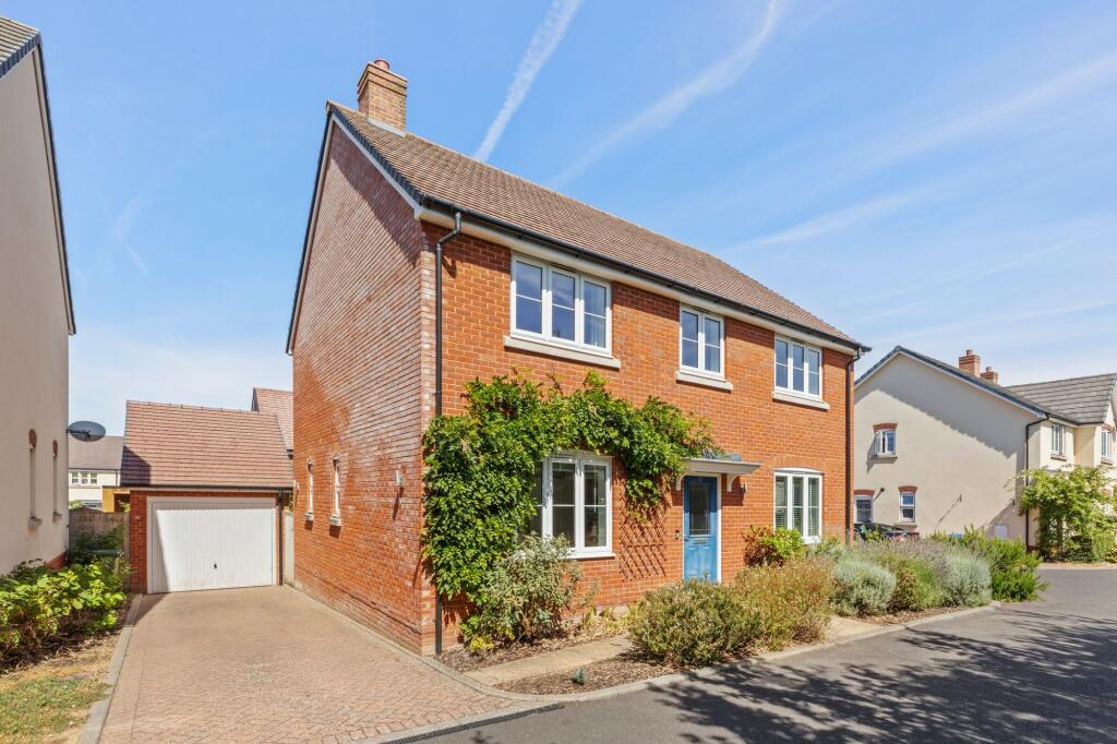 Main image of property: Millway Furlong, Haddenham, HP17