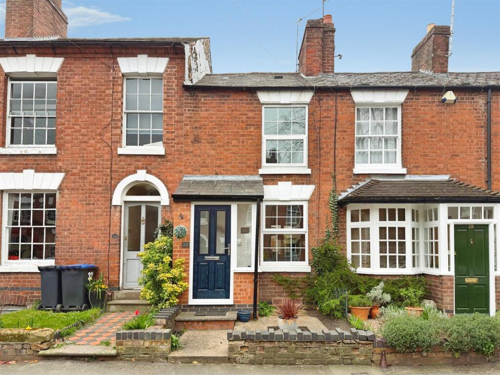 Main image of property: Broad Street, Warwick