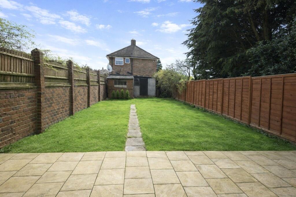 Bell Gardens, Orpington, BR5 photo 2