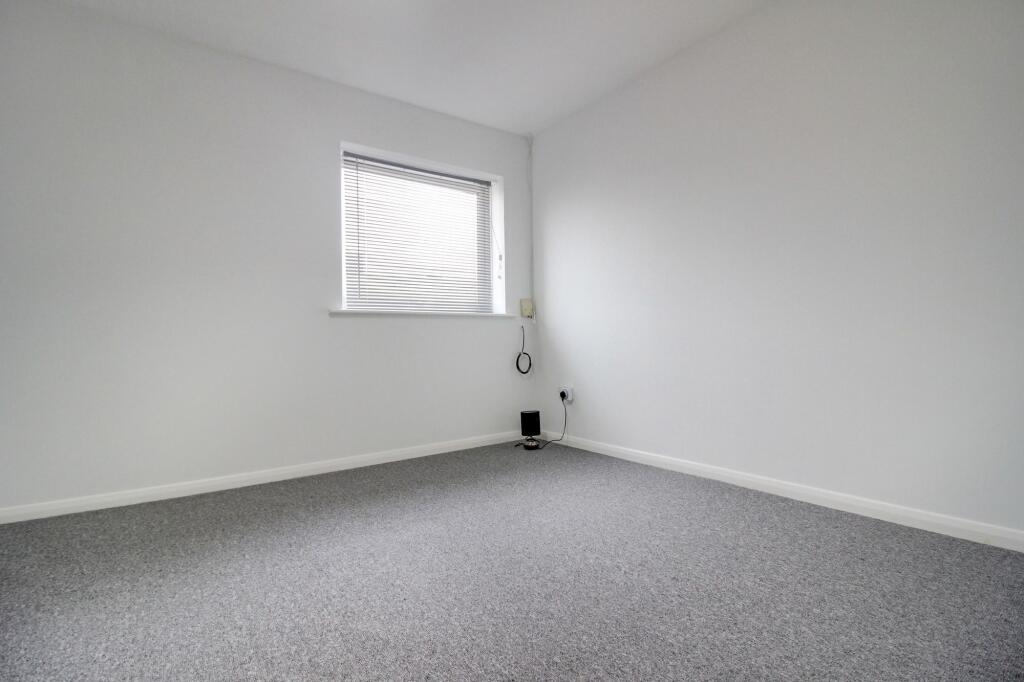 House in Swindon - View 5