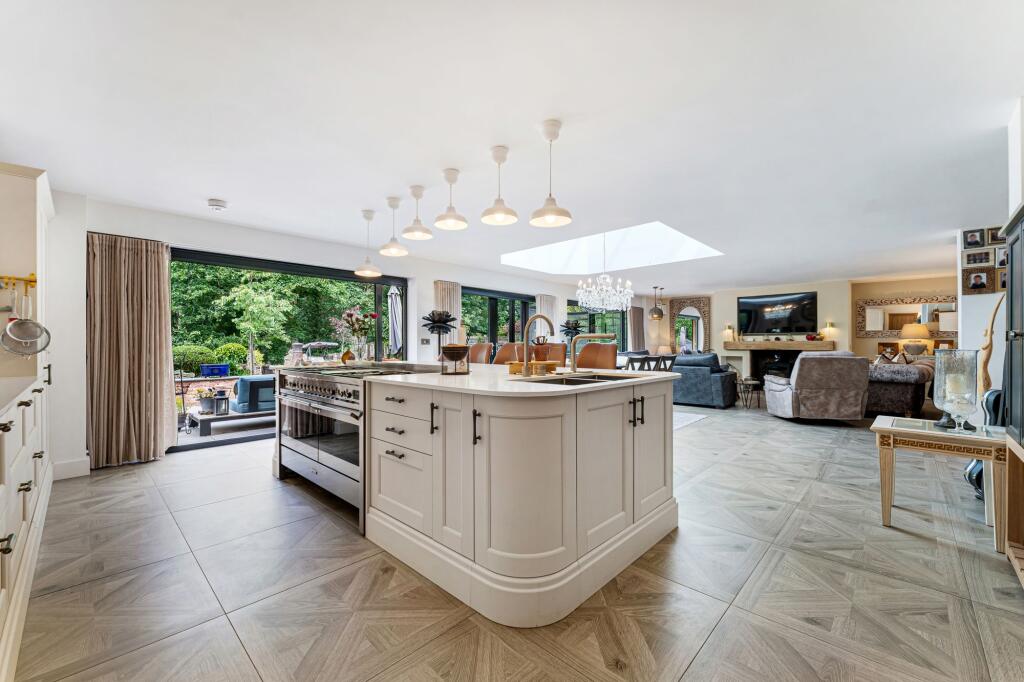 Park Close, Parbold, WN8 photo 4
