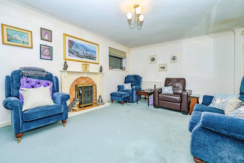 Additional image 4 of Oaklands Lane, Smallford, St. Albans