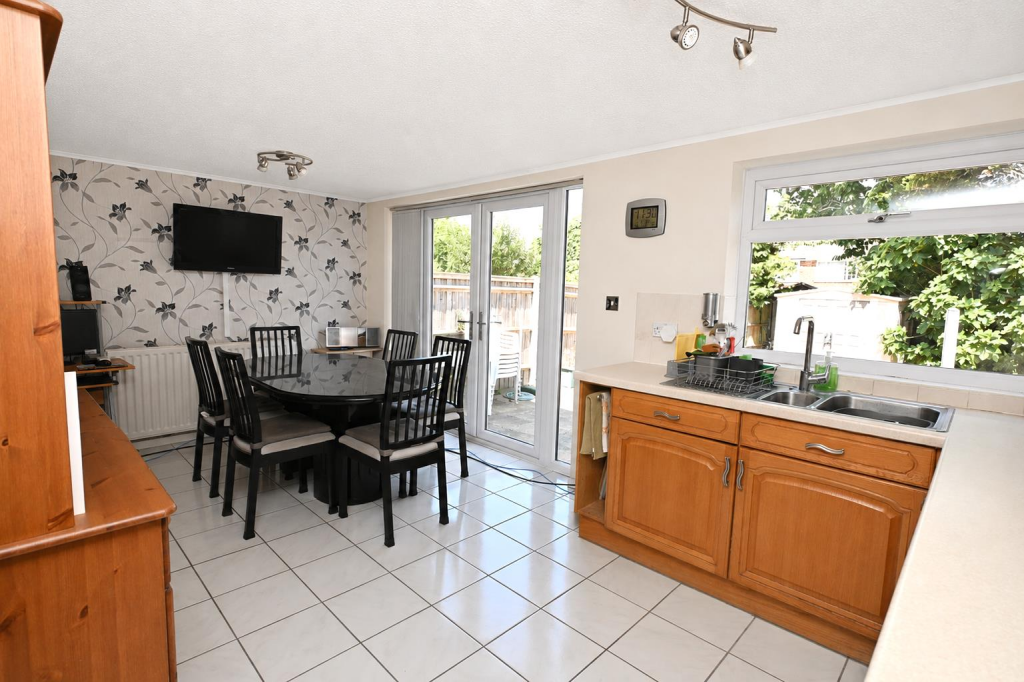 House in Reading - View 5