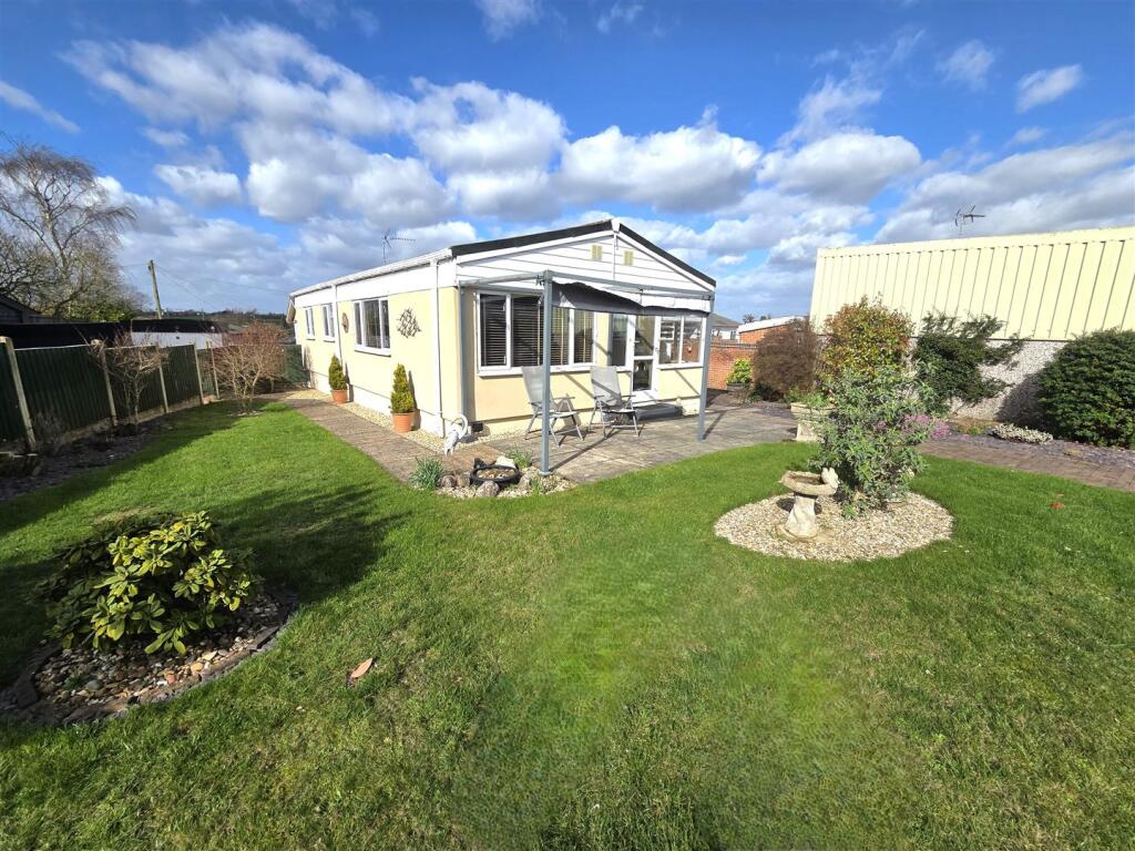 Main image of property: Eastfield Park, Tuxford, Newark