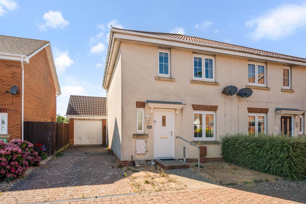 Main image of property: Middleton Close, Bracklesham Bay, West Sussex, PO20