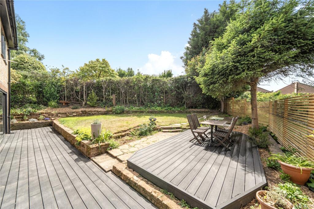 House in Gedling, Nottinghamshire - View 5
