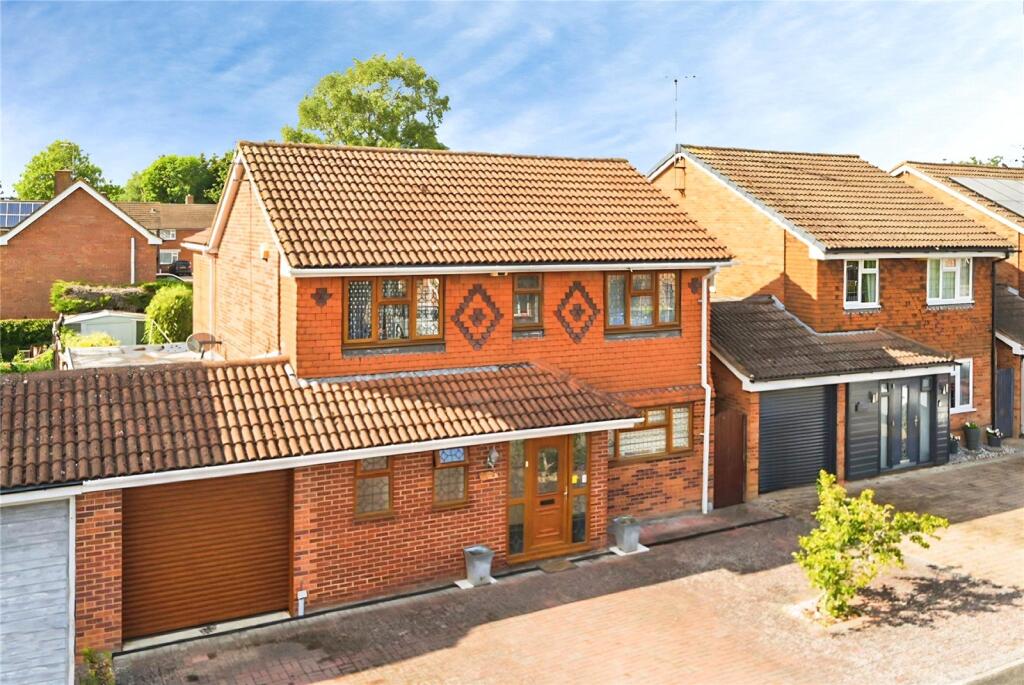 Main image of property: Kynaston Avenue, Aylesbury, Buckinghamshire