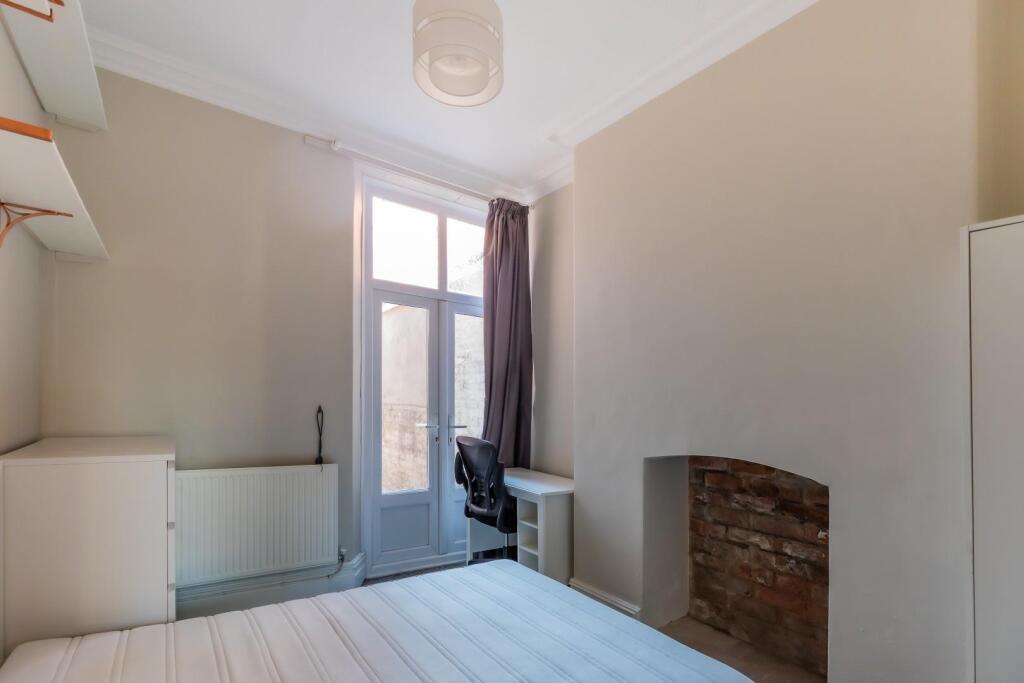 House in Cardiff, Leckwith, Grangetown - View 4