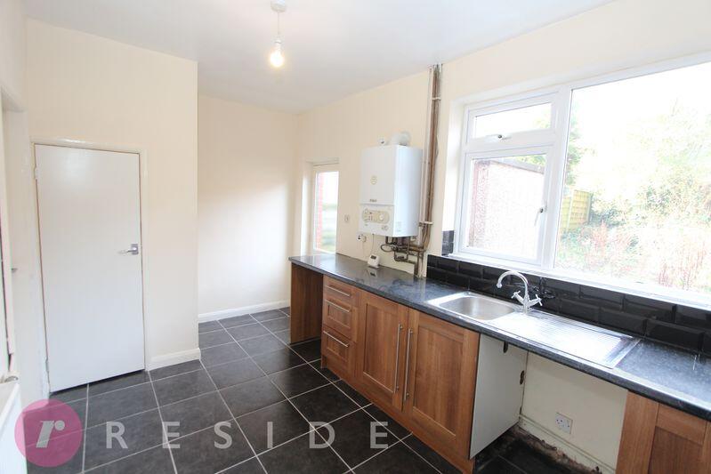 CUTGATE ROAD, Cutgate, Rochdale OL12 7NL photo 5