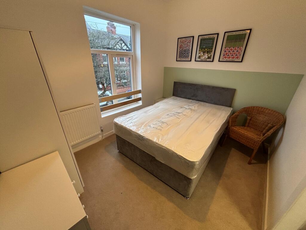 Main image of property: Ainsdale Grove SK5
