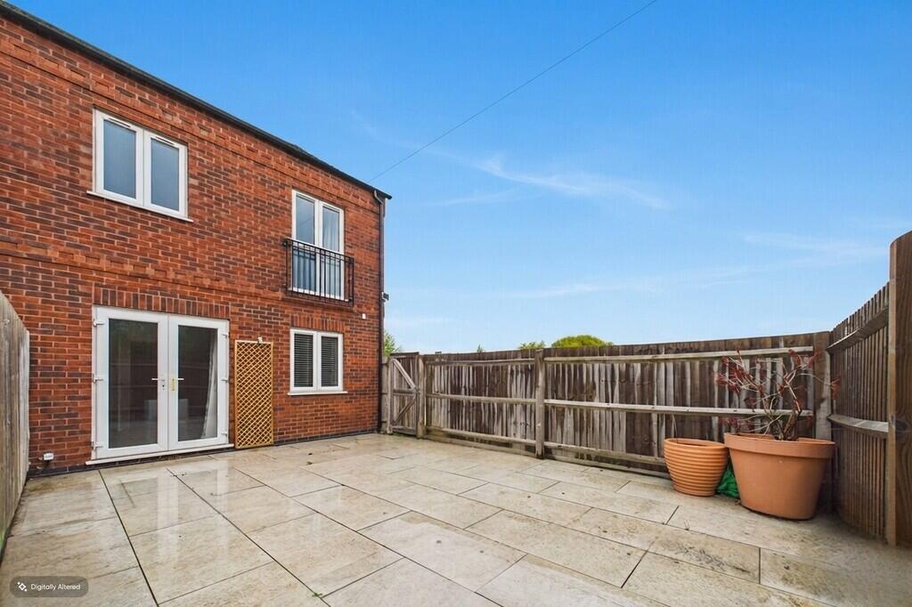 House in Charnwood, Shelthorpe - More