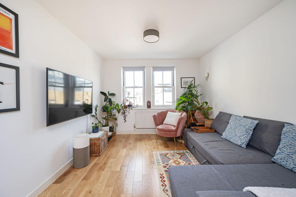 Apartment in London - View 2