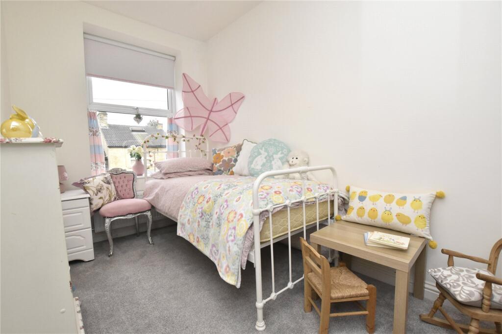 Derby Road, Rawdon, Leeds, West Yorkshire - View 6
