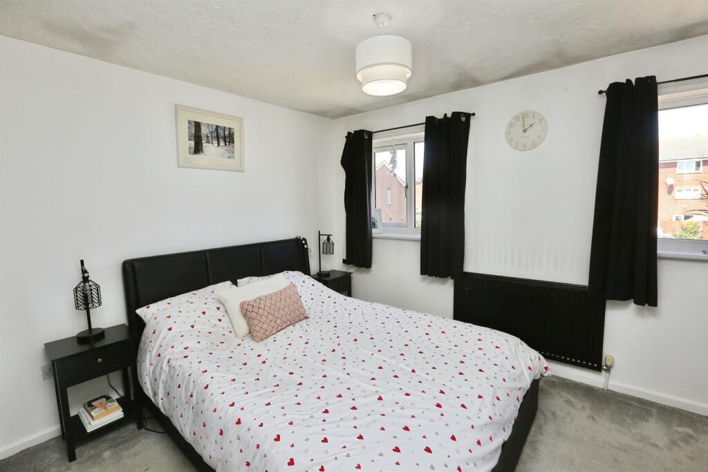House in Gosport, Hampshire - View 5