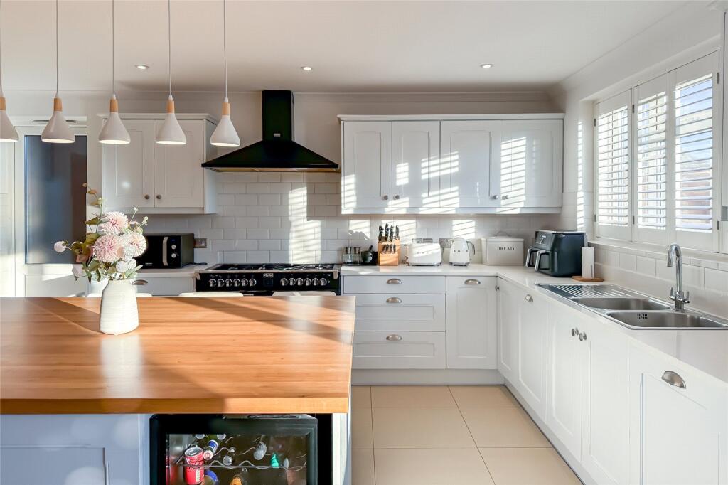 House in Hatfield, Nast Hyde - View 3