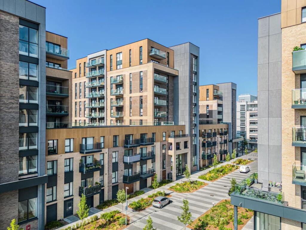 Main image of property: Edinburgh Gate,Harlow,CM20 2UE