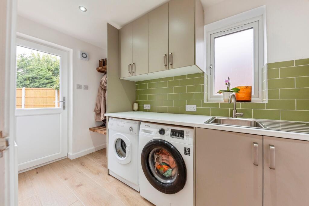 House in South Kesteven, Claypole - View 5