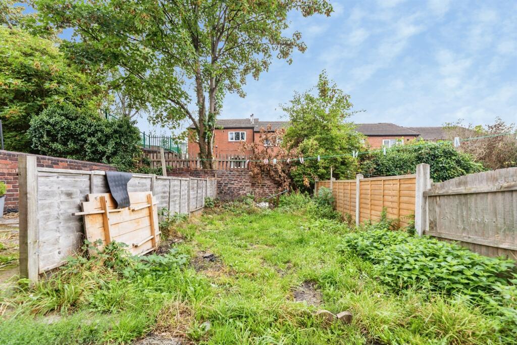 House in Rotherham, South Yorkshire - View 4