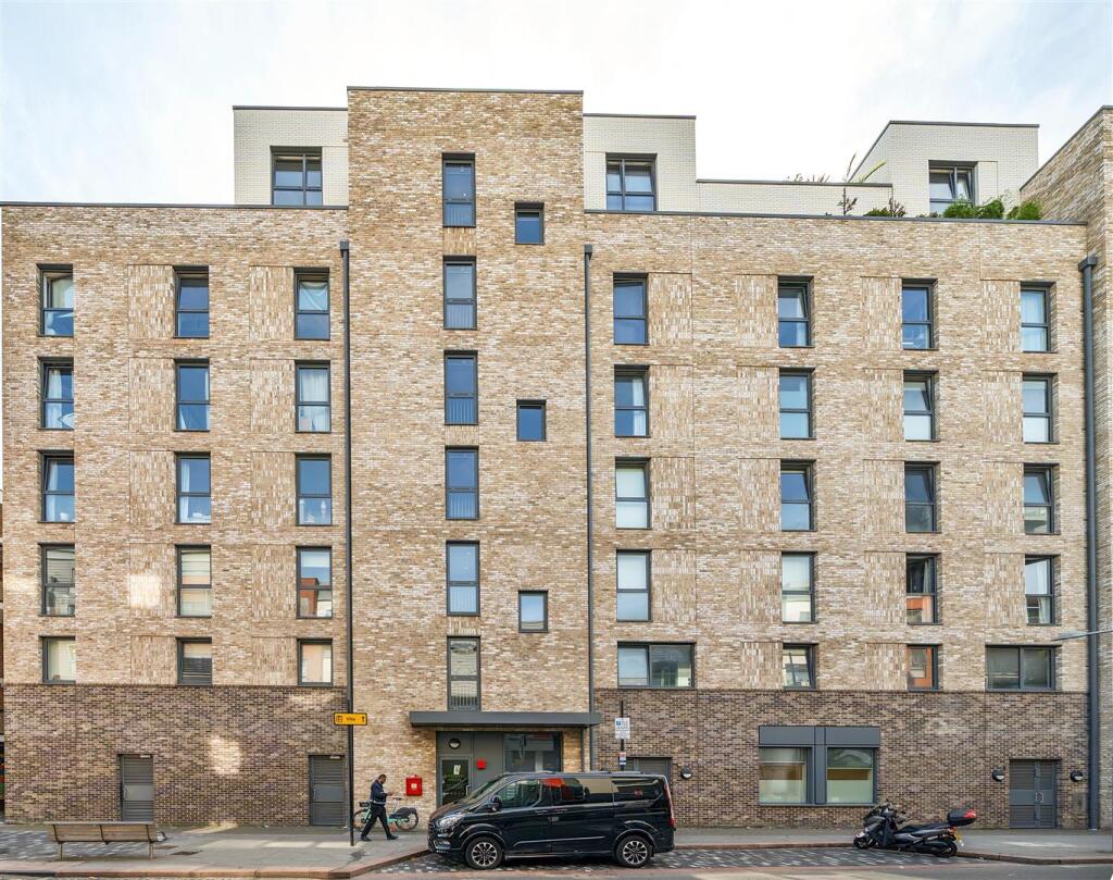 Main image of property: St. Pauls Way, Limehouse, E3