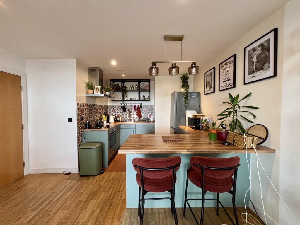 Apartment in Manchester, Hulme - View 2