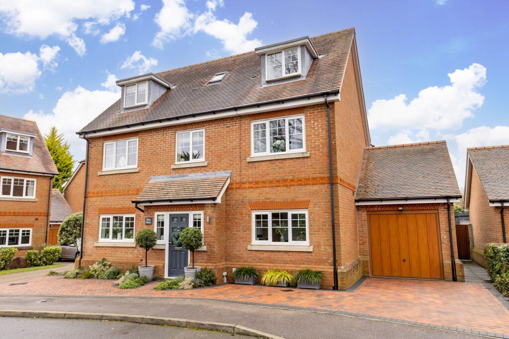 Main image of property: Beacon Rise, East Grinstead, RH19