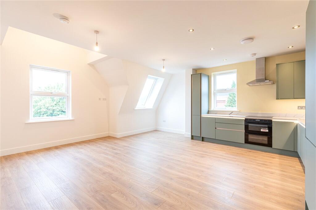 Apartment in Newbury, West Berkshire - More