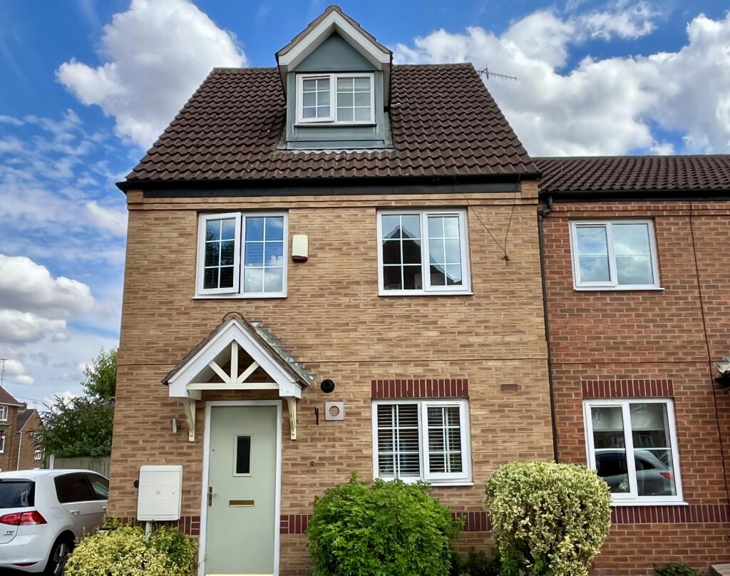 Main image of property: Hucknall, NG15