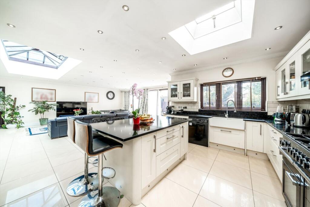 House in London - View 4