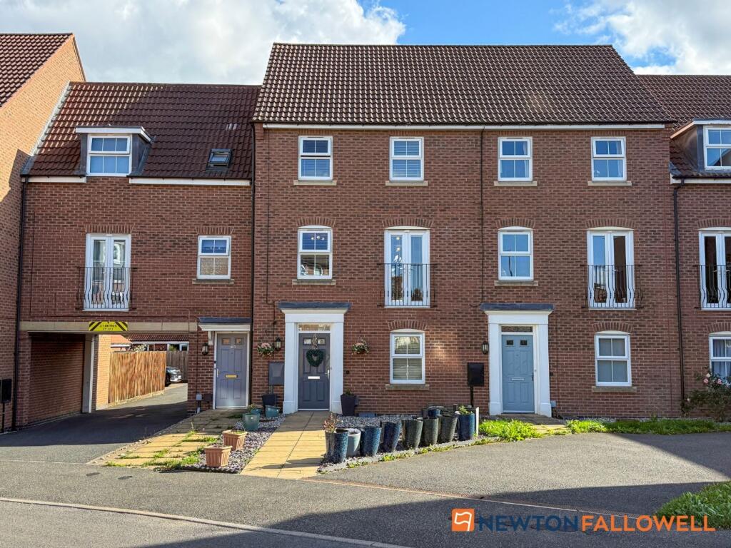 Main image of property: Goldstraw Lane, Fernwood, NG24