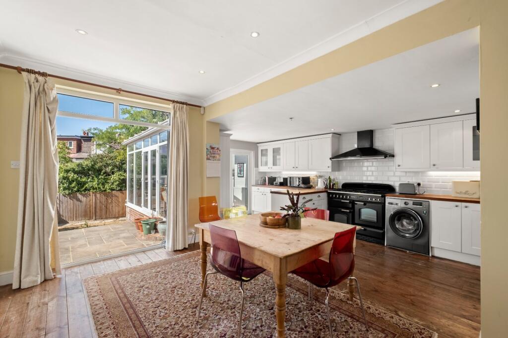 House in London - View 4