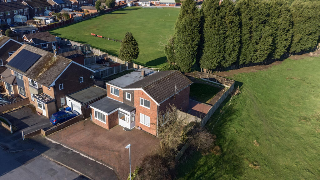 4-bed detached on York Road, Stoke-on-Trent, ST3, £340,000
