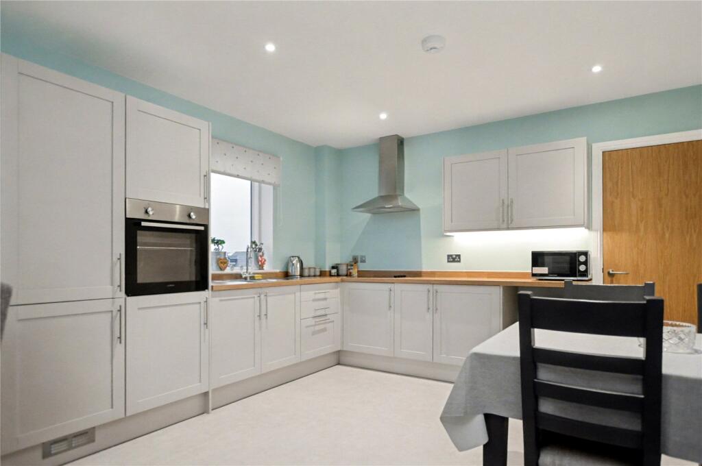 17, Mexborough Grange, Main Street, Methley, Leeds, West Yorkshire photo 3