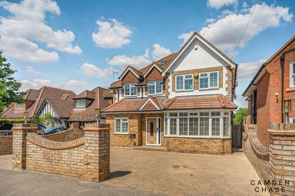 Main image of property: Ragged Hall Lane, St. Albans, AL2 3LD